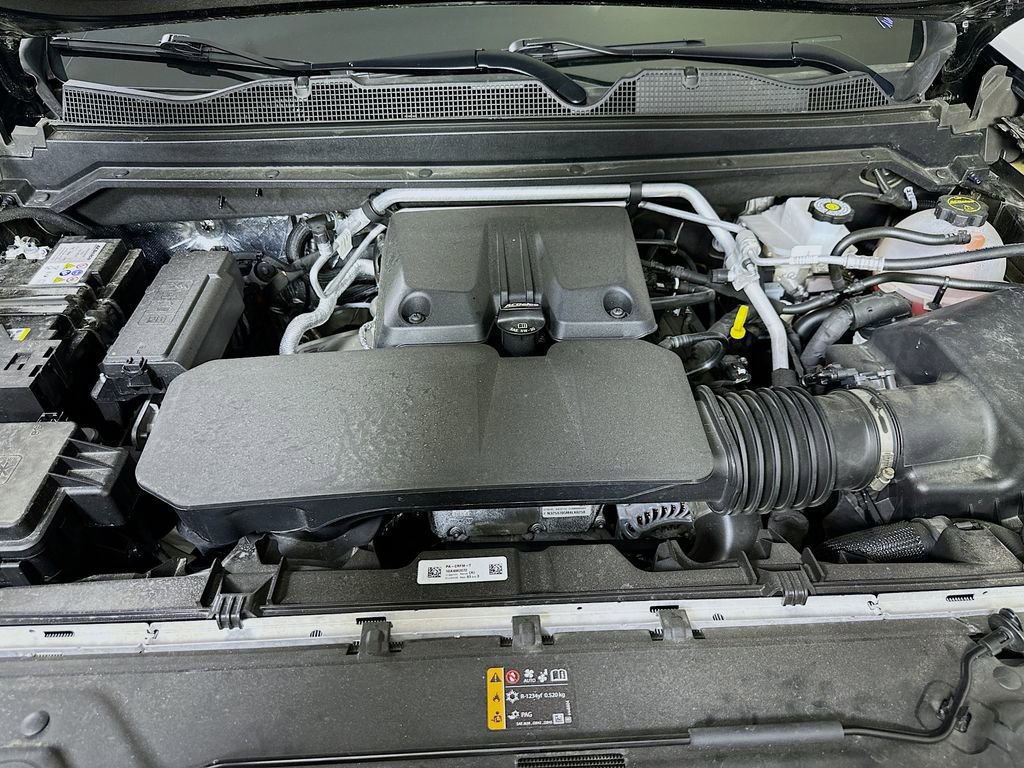 Used 2025 Chevrolet Colorado Z71 w/ Z71 Convenience Package 2 image 9