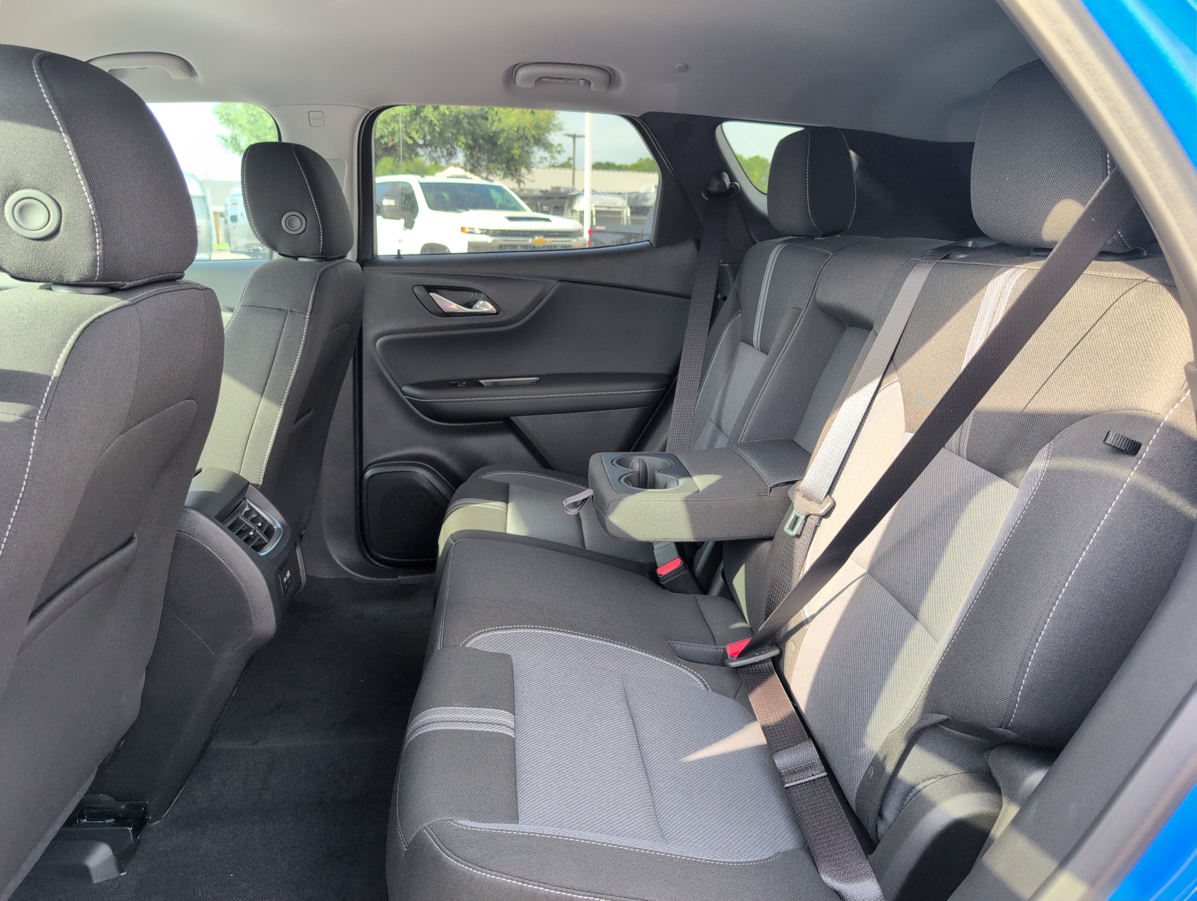 New 2026 Chevrolet Blazer LT w/ Convenience Package FWD image 31