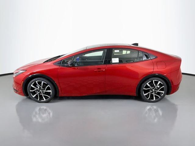 New 2027 Toyota Prius Plug-In Hybrid FWD image 4