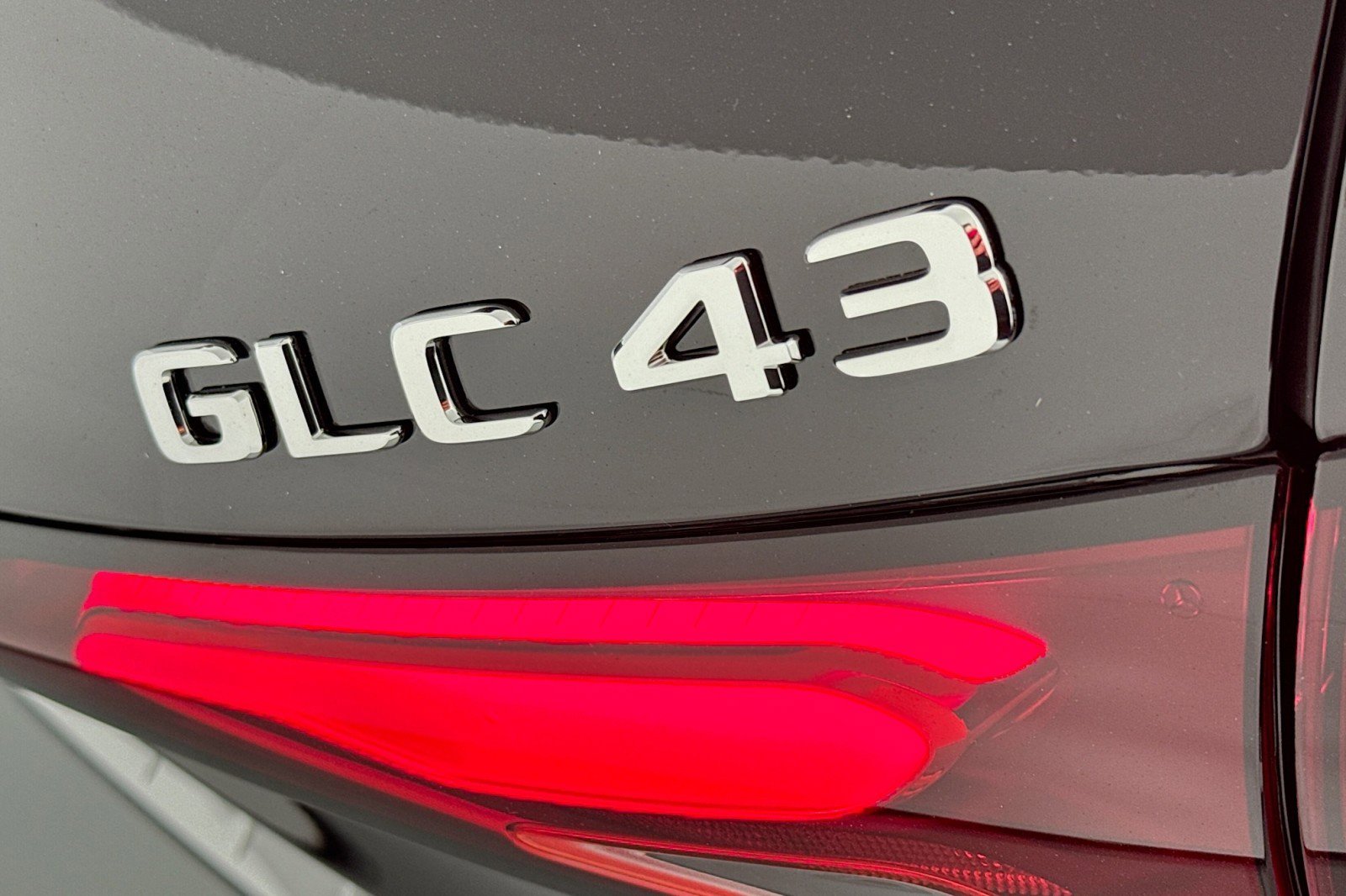 New 2026 Mercedes-Benz GLC 43 AMG 4MATIC image 8