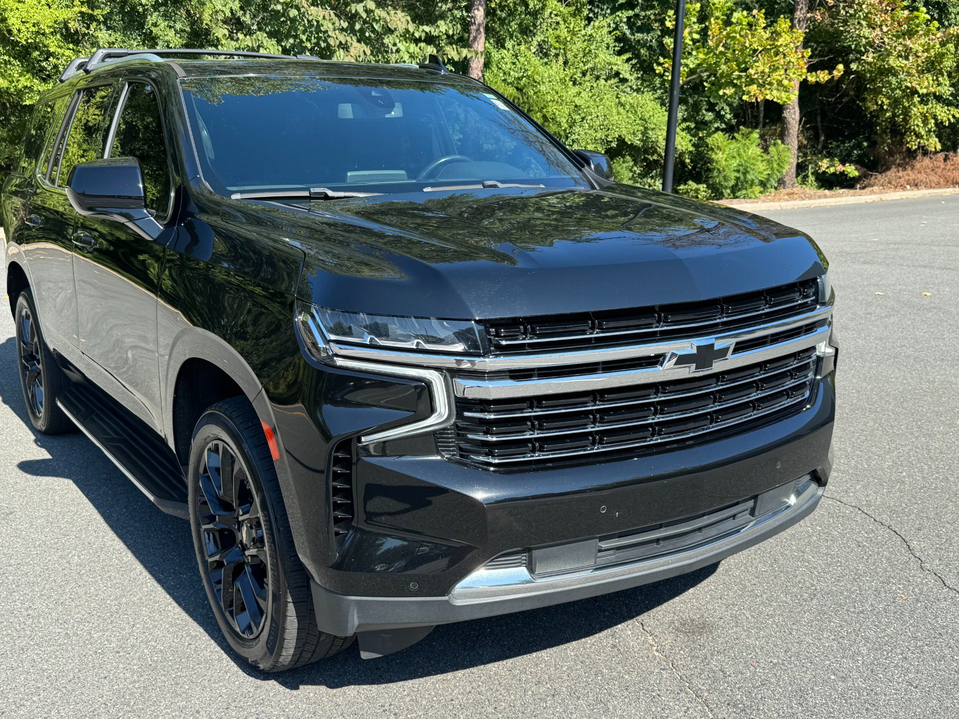 Used 2022 Chevrolet Tahoe LT AWD/4WD image 17