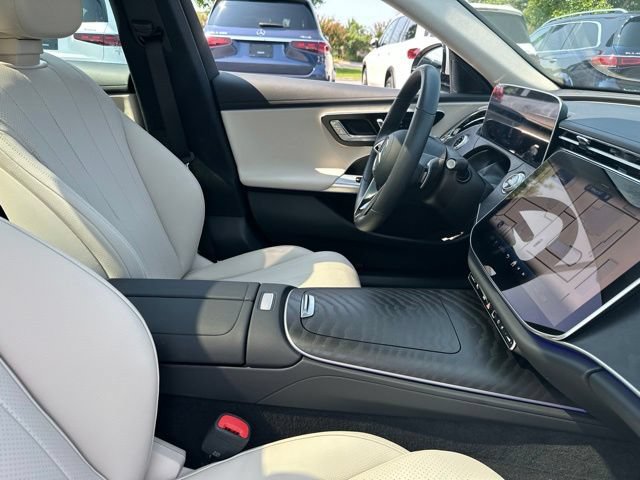 Used 2026 Mercedes-Benz E 350 Sedan image 37