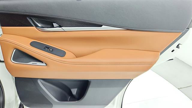 Used 2025 INFINITI QX60 Sensory w/ Vision Package image 33