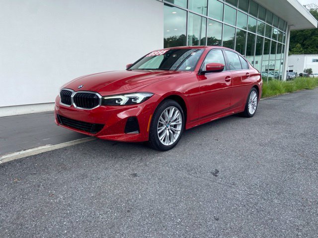 Certified 2023 BMW 330i xDrive Sedan w/ Premium Package AWD/4WD image 3