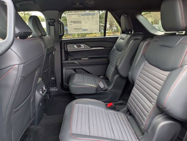 New 2026 Ford Explorer ST-Line w/ ST-Line Street Pack RWD image 13