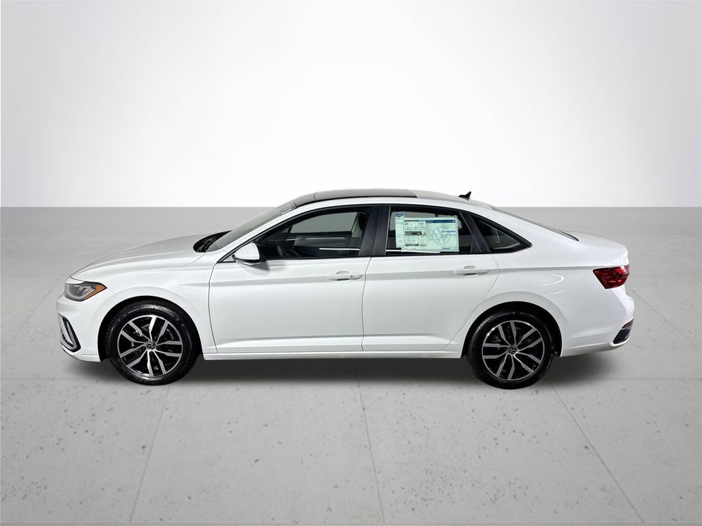 New 2026 Volkswagen Jetta SE image 9