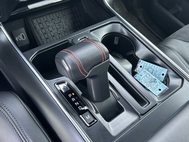 Used 2025 Ford F150 Raptor image 37