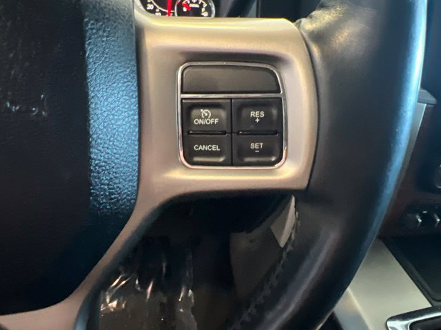 Used 2014 RAM 3500 Laramie w/ Convenience Group AWD/4WD image 22