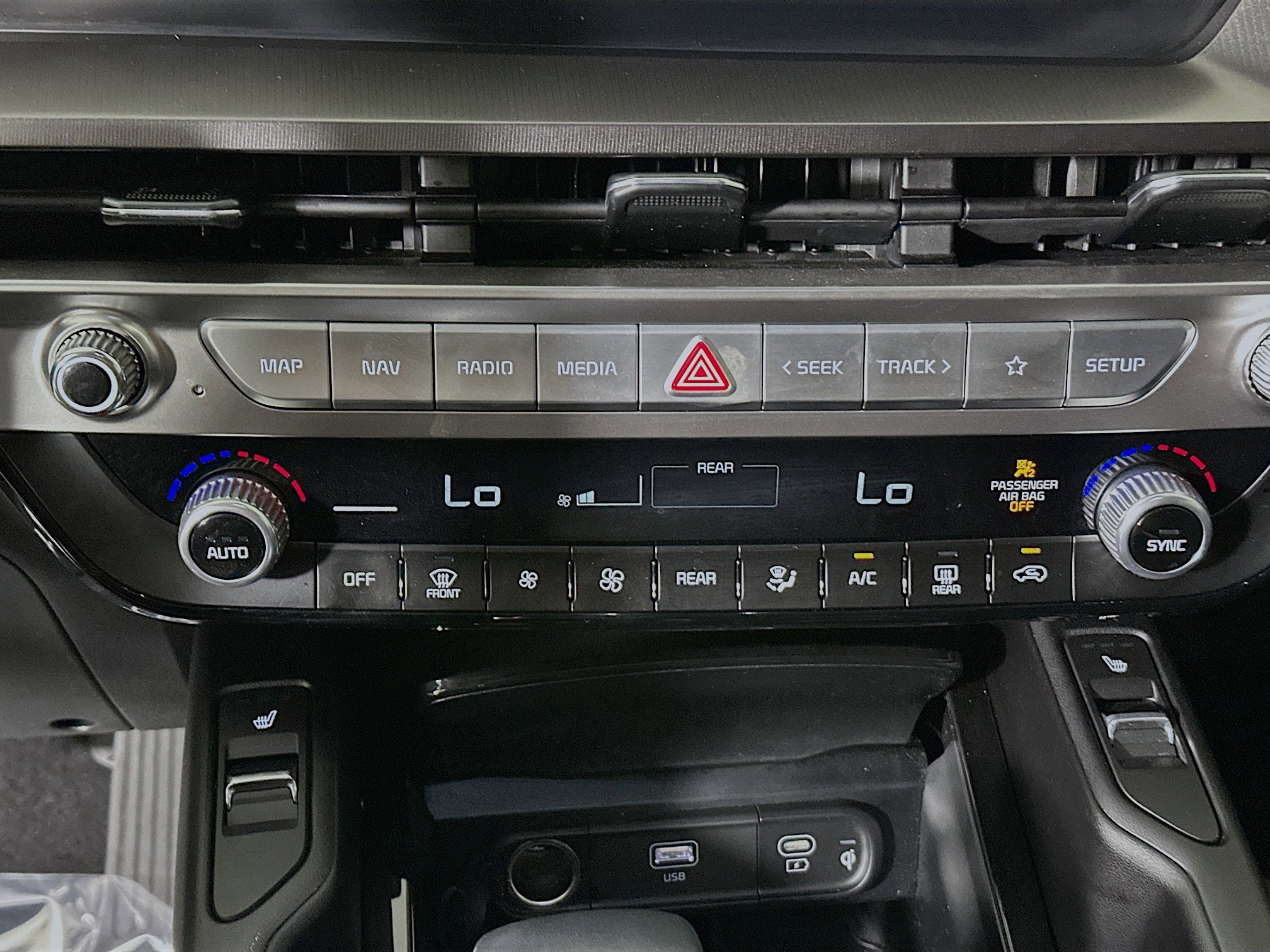 Used 2025 Kia Telluride S FWD image 23