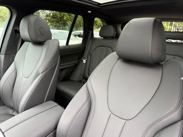 Certified 2022 BMW X5 xDrive40i w/ Climate Comfort Package image 21