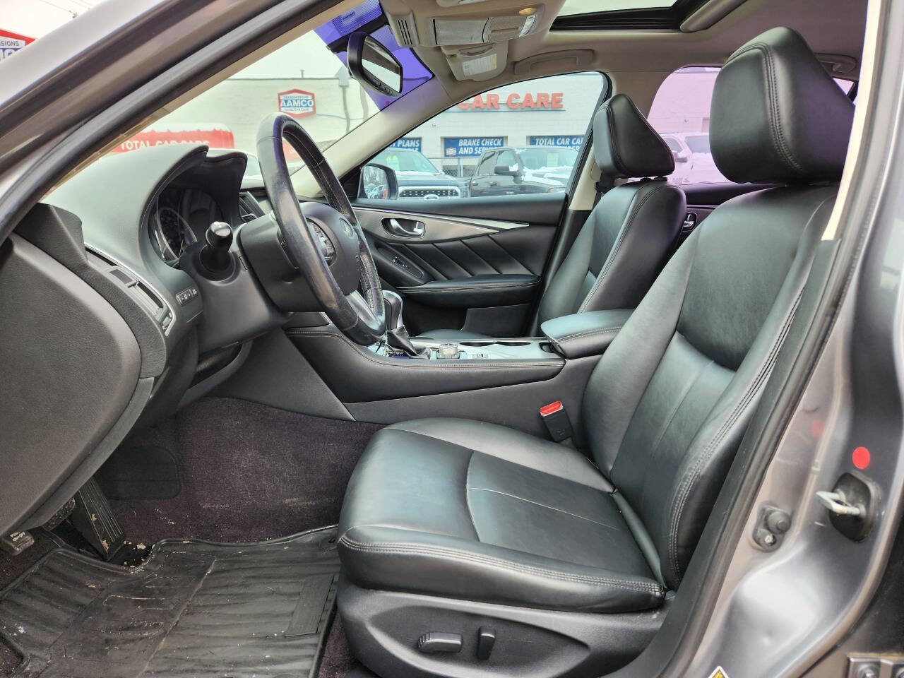 Used 2015 INFINITI Q50 Premium image 12