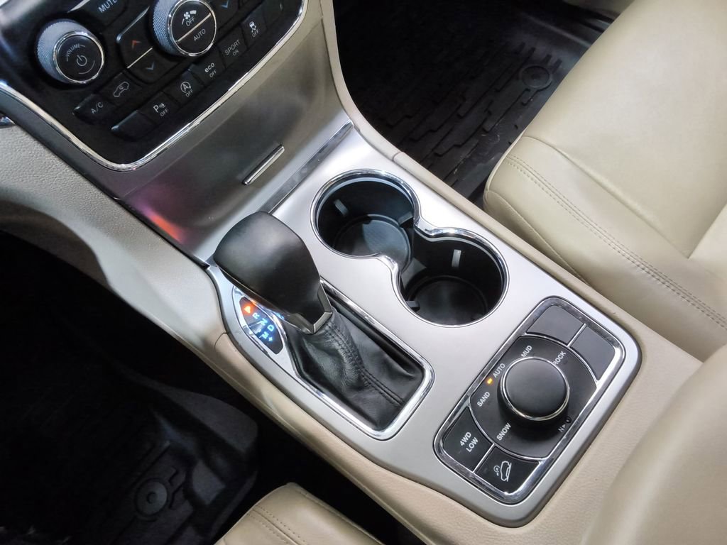 Used 2018 Jeep Grand Cherokee Limited image 26