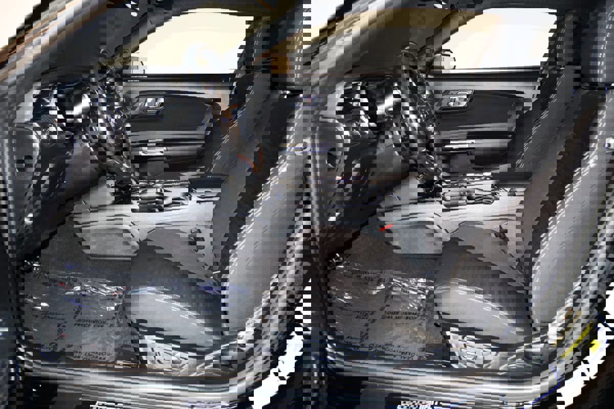 Used 2021 Ford Mustang Mach 1 w/ Mach 1 Handling Package RWD image 36