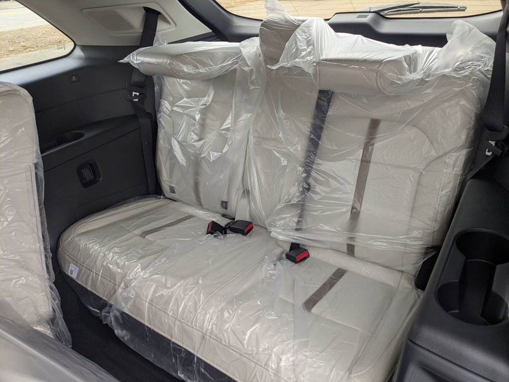 New 2026 MAZDA CX-90 3.3 Turbo w/ Premium Plus Pkg image 24