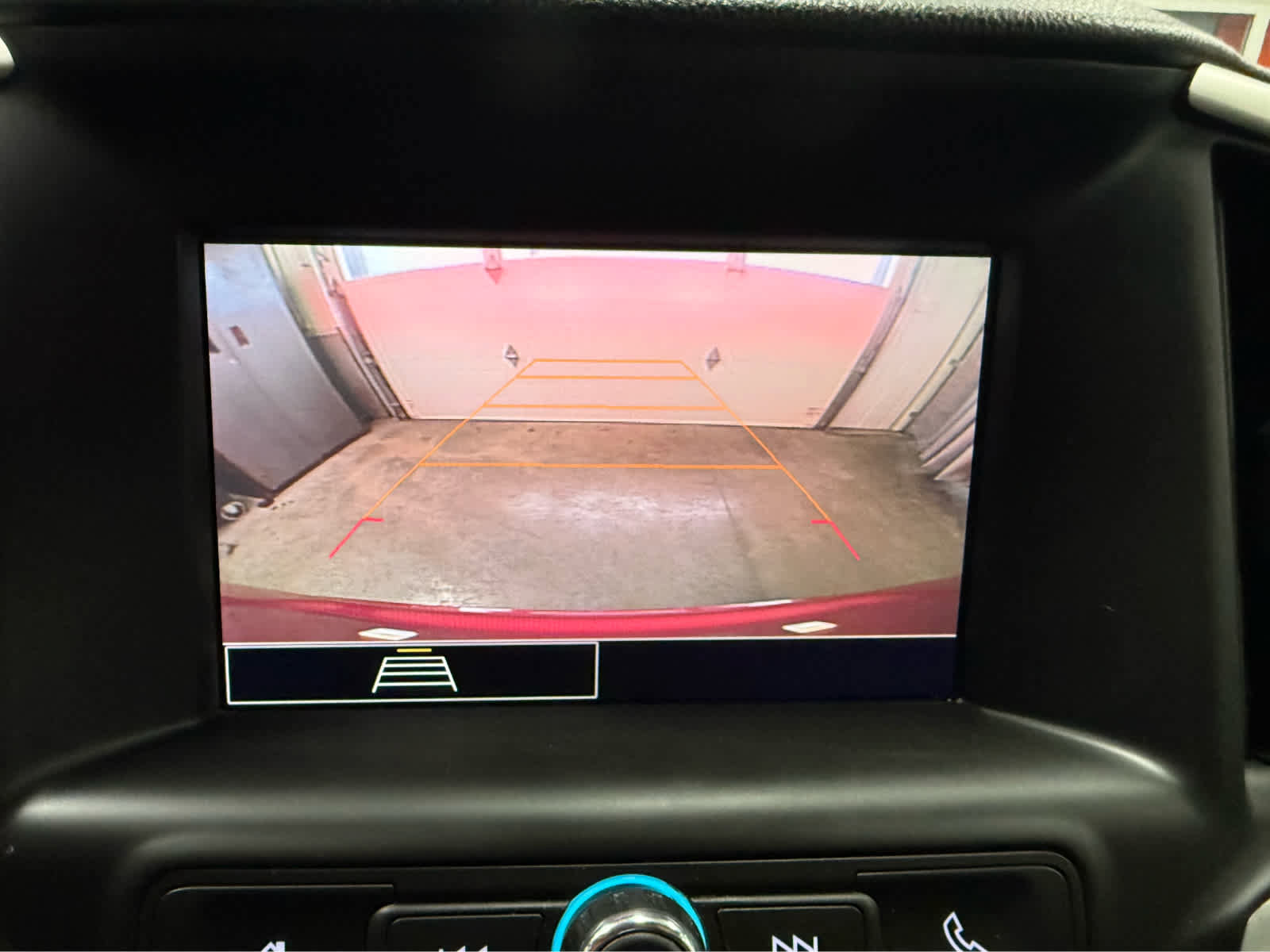 Used 2023 GMC Terrain SLE w/ Elevation Edition AWD/4WD image 33