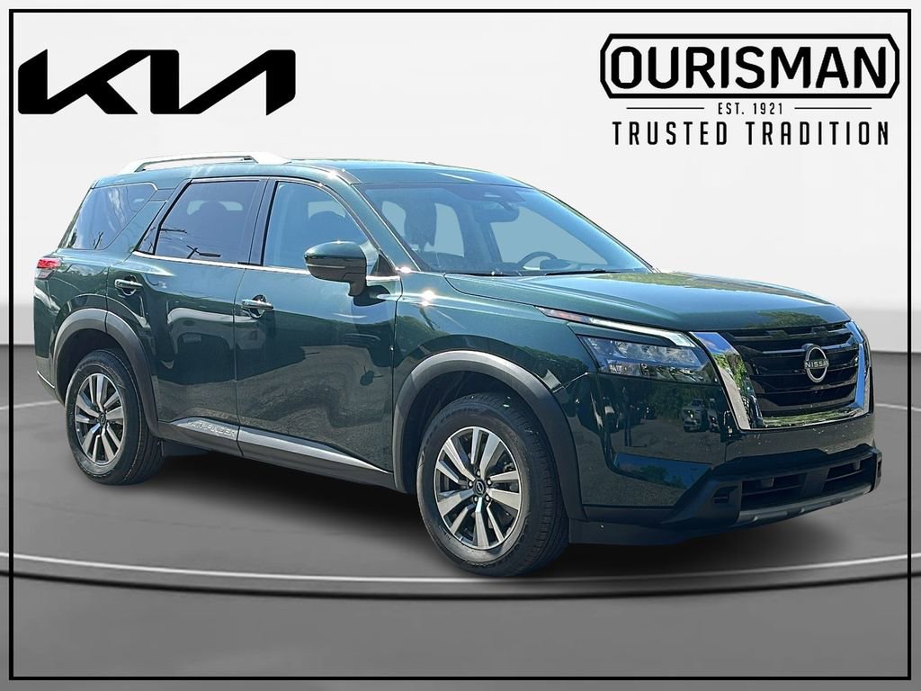Used 2025 Nissan Pathfinder SL