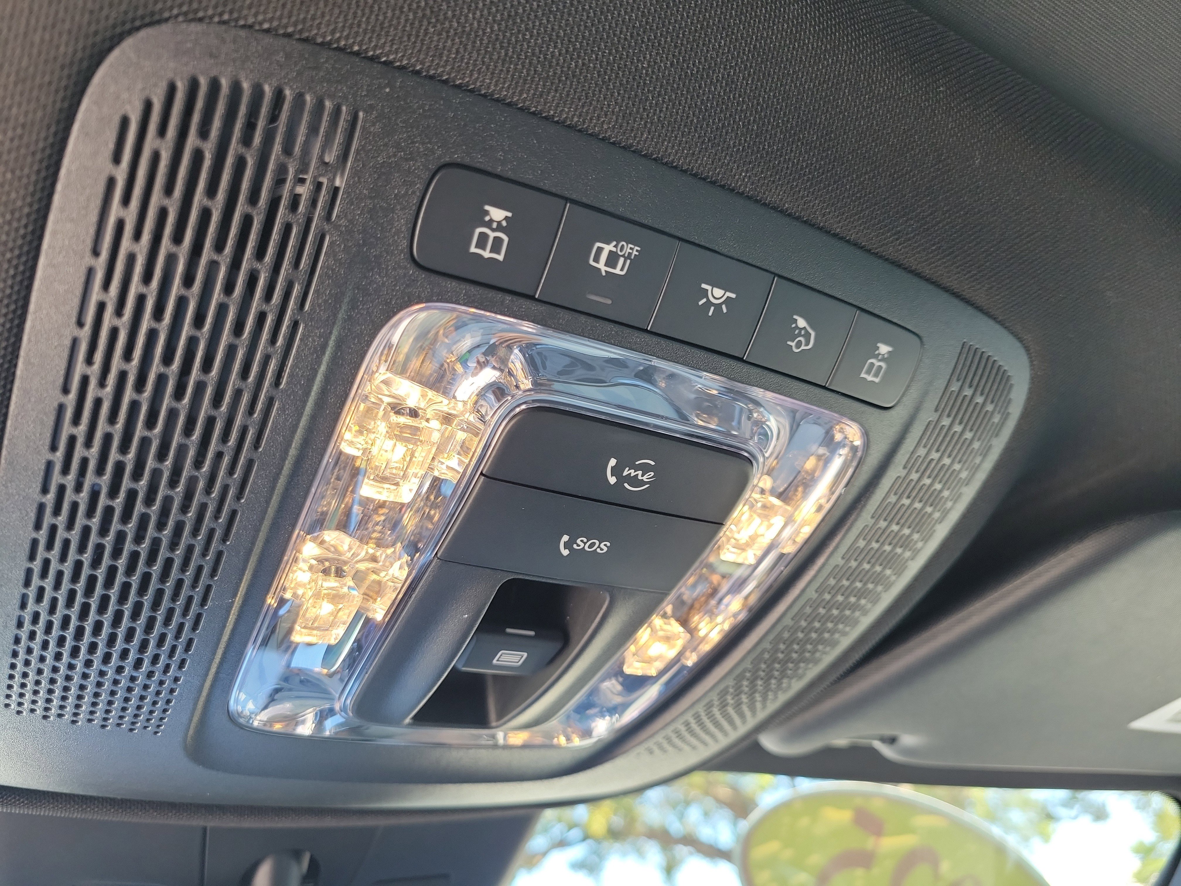 Used 2025 Mercedes-Benz GLB 250 image 20