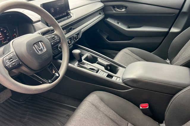 Used 2023 Honda Accord LX image 10