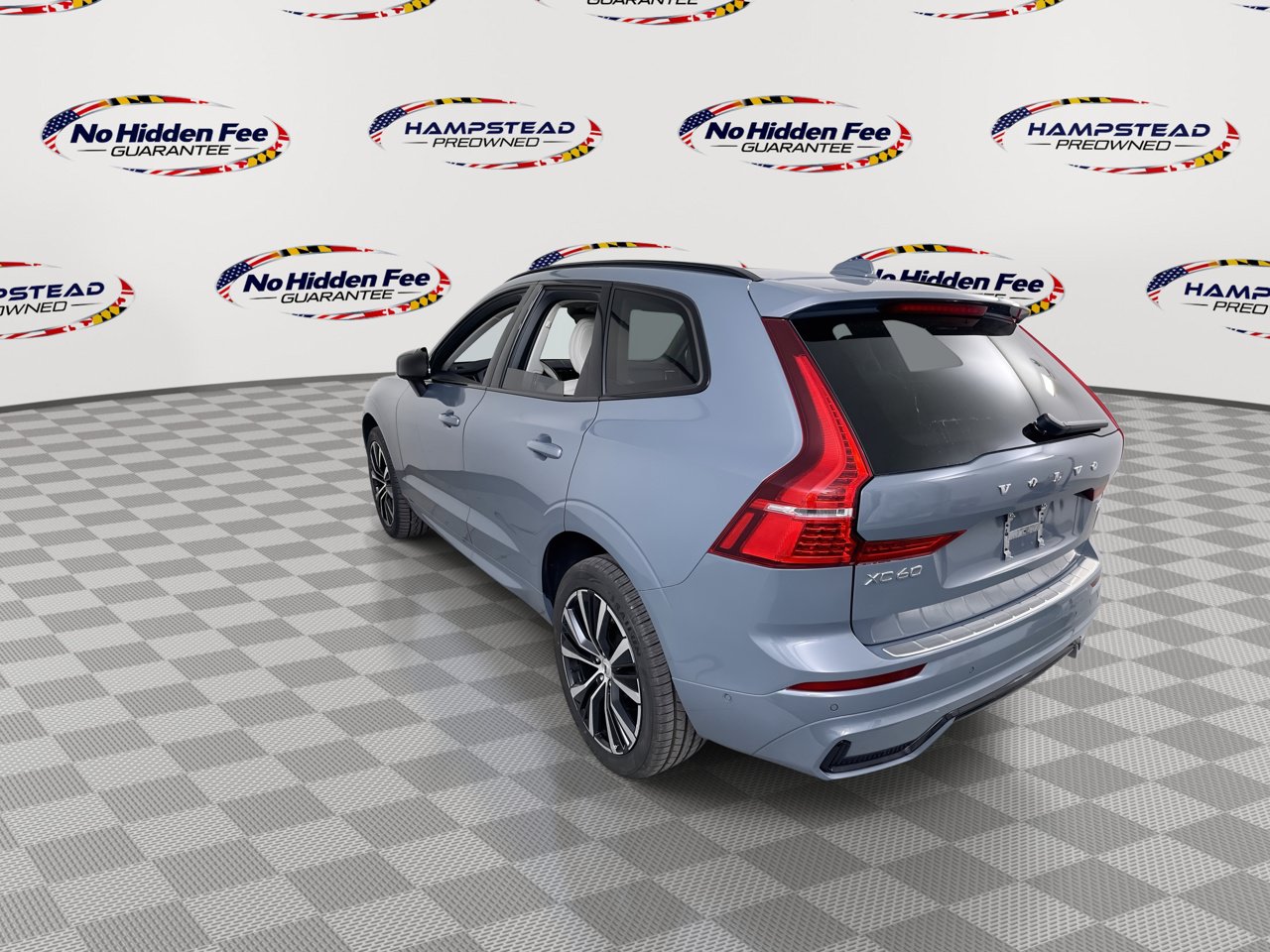 Used 2023 Volvo XC60 B5 Plus AWD/4WD image 7