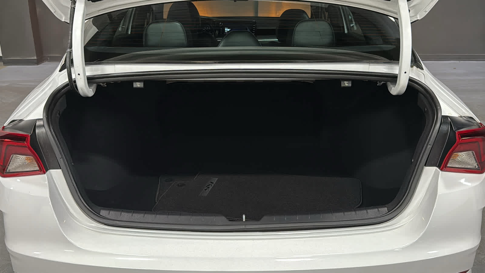 Used 2024 Kia K5 GT-Line w/ GT-Line Premium Package FWD image 30