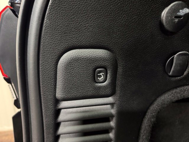 Used 2019 Jeep Grand Cherokee Altitude AWD/4WD image 22