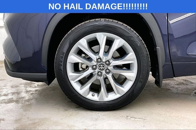 Used 2022 Toyota Highlander Limited AWD/4WD image 10