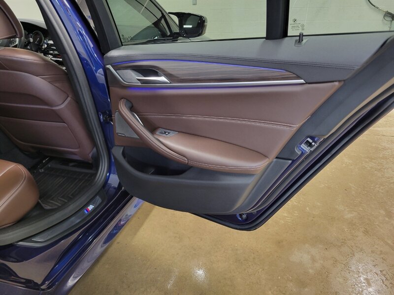 Used 2019 BMW M550i xDrive AWD/4WD image 52