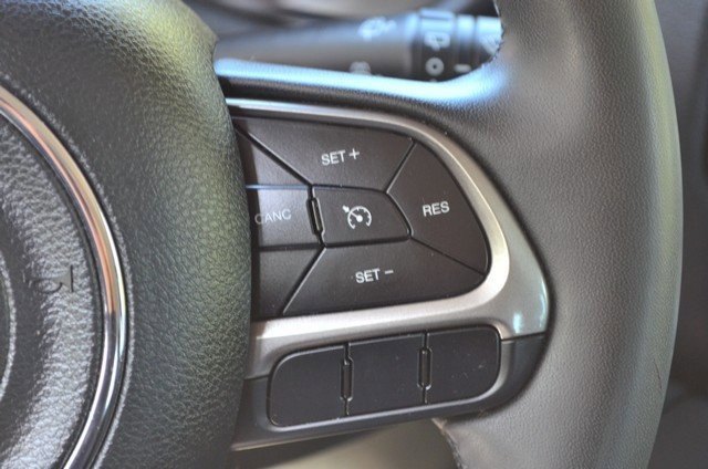 Used 2022 Jeep Renegade Latitude image 20