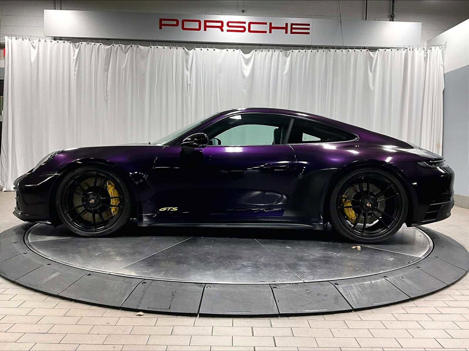Used 2023 Porsche 911 Carrera GTS image 2