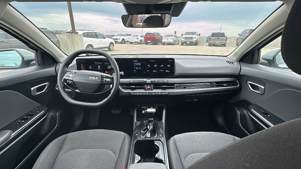 Used 2025 Kia K4 LXS FWD image 21
