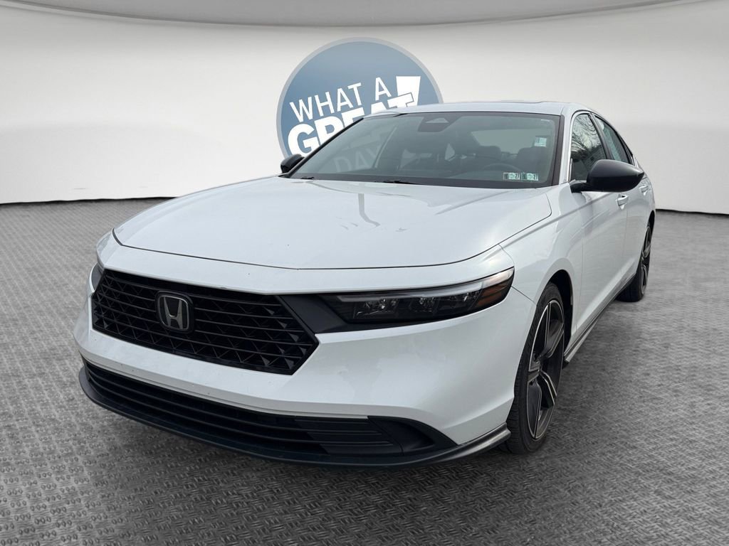 Used 2023 Honda Accord Sport image 8