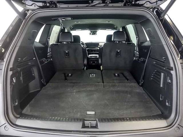 Used 2025 Buick Enclave Preferred AWD/4WD image 30