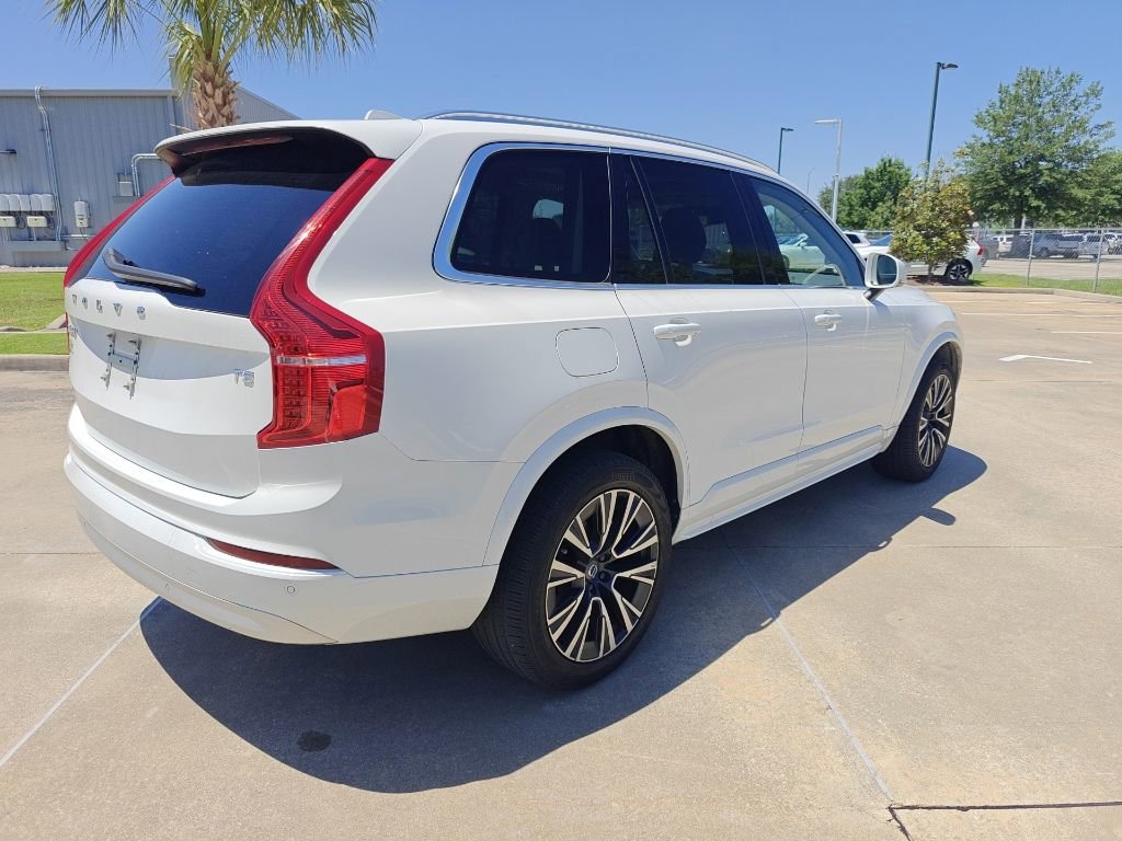 Used 2022 Volvo XC90 T5 Momentum FWD image 6
