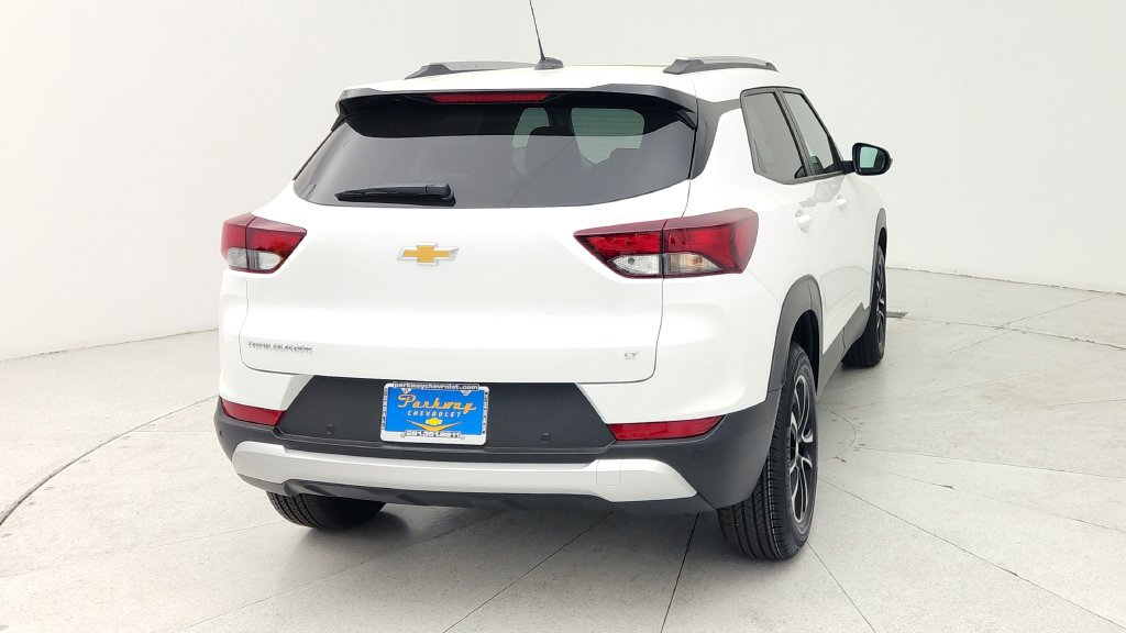 New 2026 Chevrolet TrailBlazer LT w/ LT Cold Weather Package FWD image 7