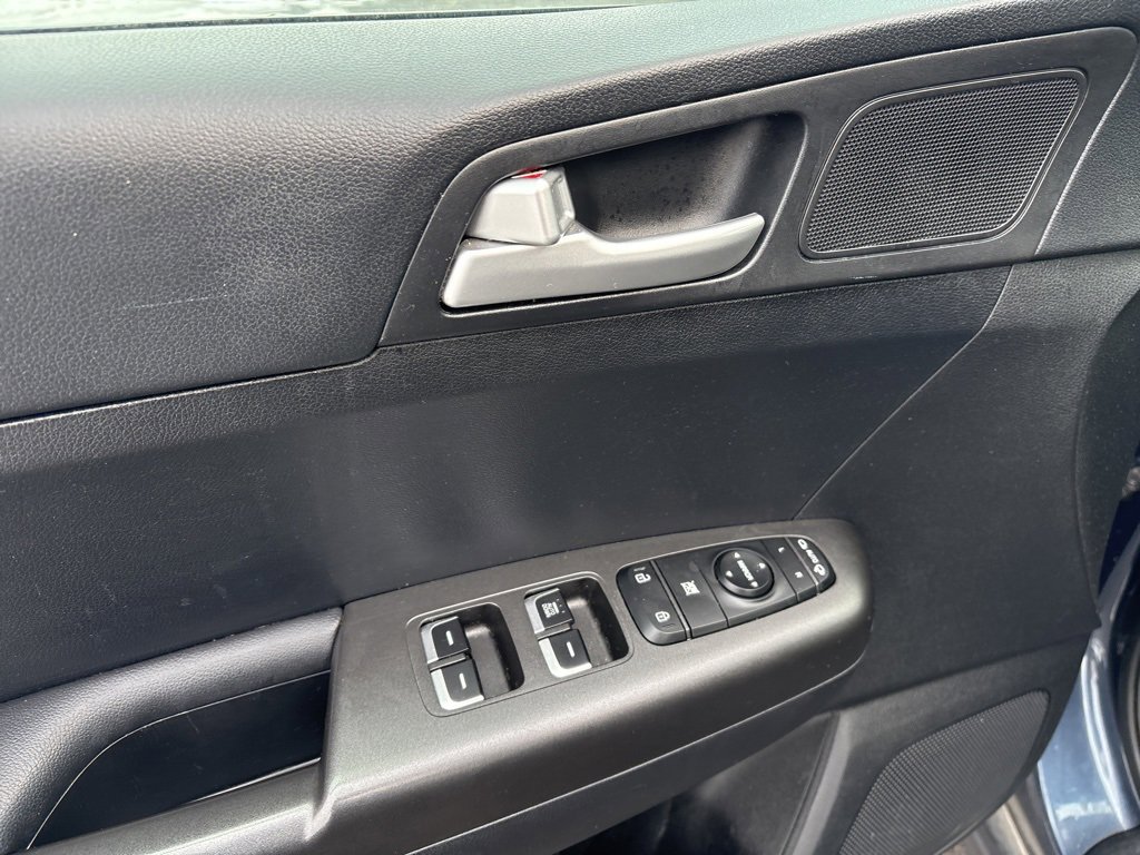 Used 2022 Kia Sportage LX w/ LX FWD Value Edition Package image 20