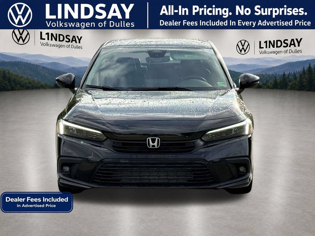 Used 2022 Honda Civic Touring image 3