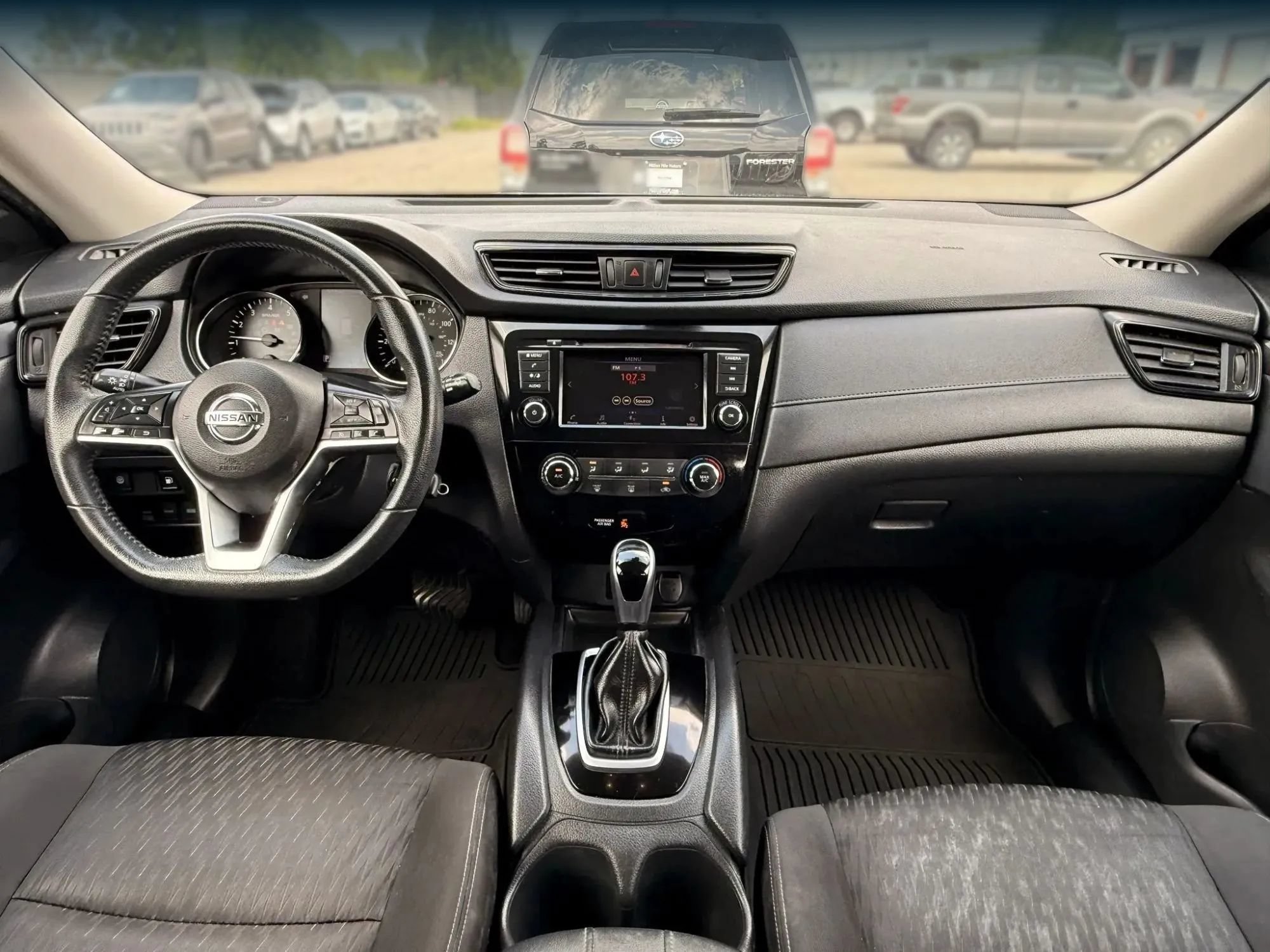 Used 2020 Nissan Rogue S w/ Special Edition Package AWD/4WD image 3