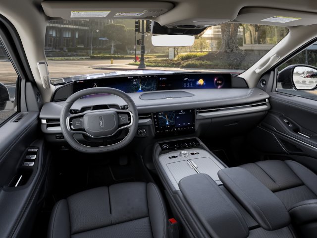 New 2027 Lincoln Navigator Reserve AWD/4WD image 11