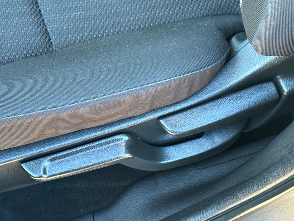 Used 2017 Honda HR-V LX image 45