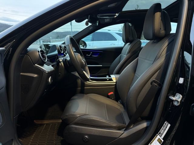 Used 2025 Mercedes-Benz C 300 4MATIC Sedan image 11