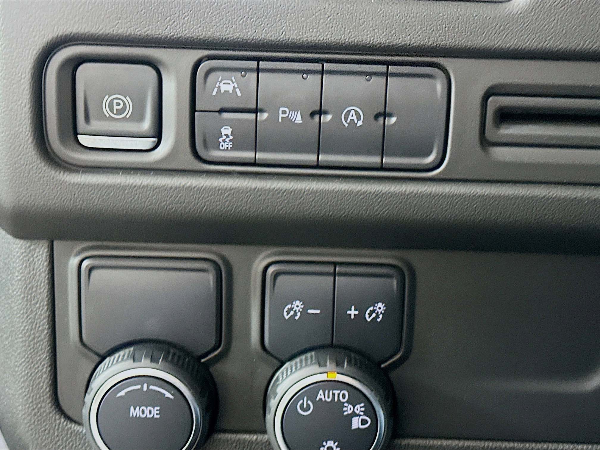 Used 2024 Chevrolet Tahoe Premier image 17