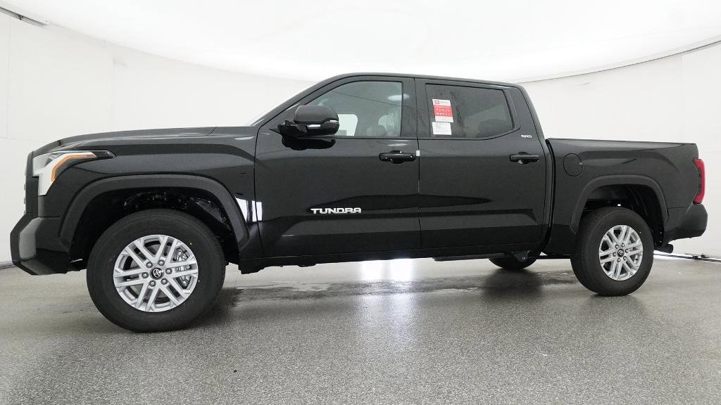 New 2026 Toyota Tundra SR5 AWD/4WD image 9