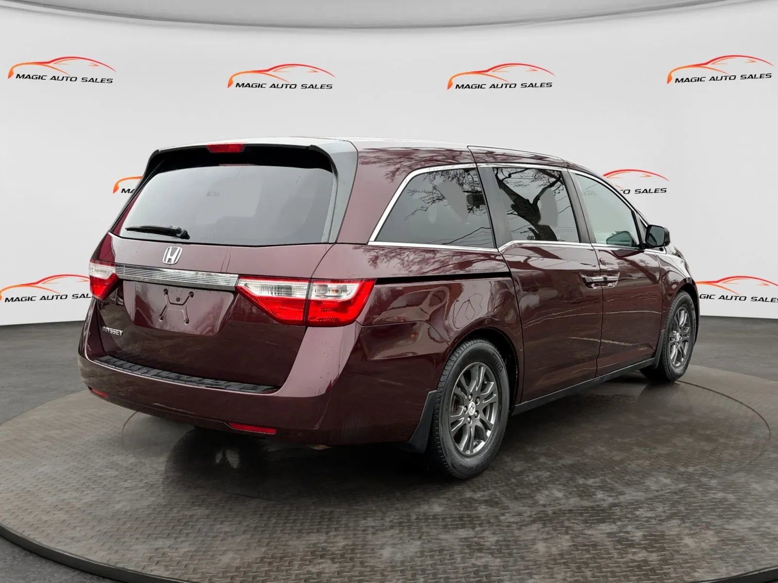 Used 2012 Honda Odyssey EX image 8