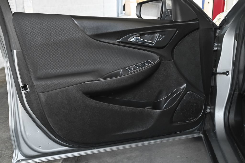 Used 2024 Chevrolet Malibu LT FWD image 21