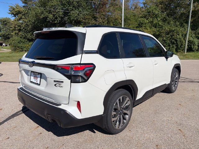 Certified 2025 Subaru Forester Touring w/ Popular Package - Touring AWD/4WD image 7
