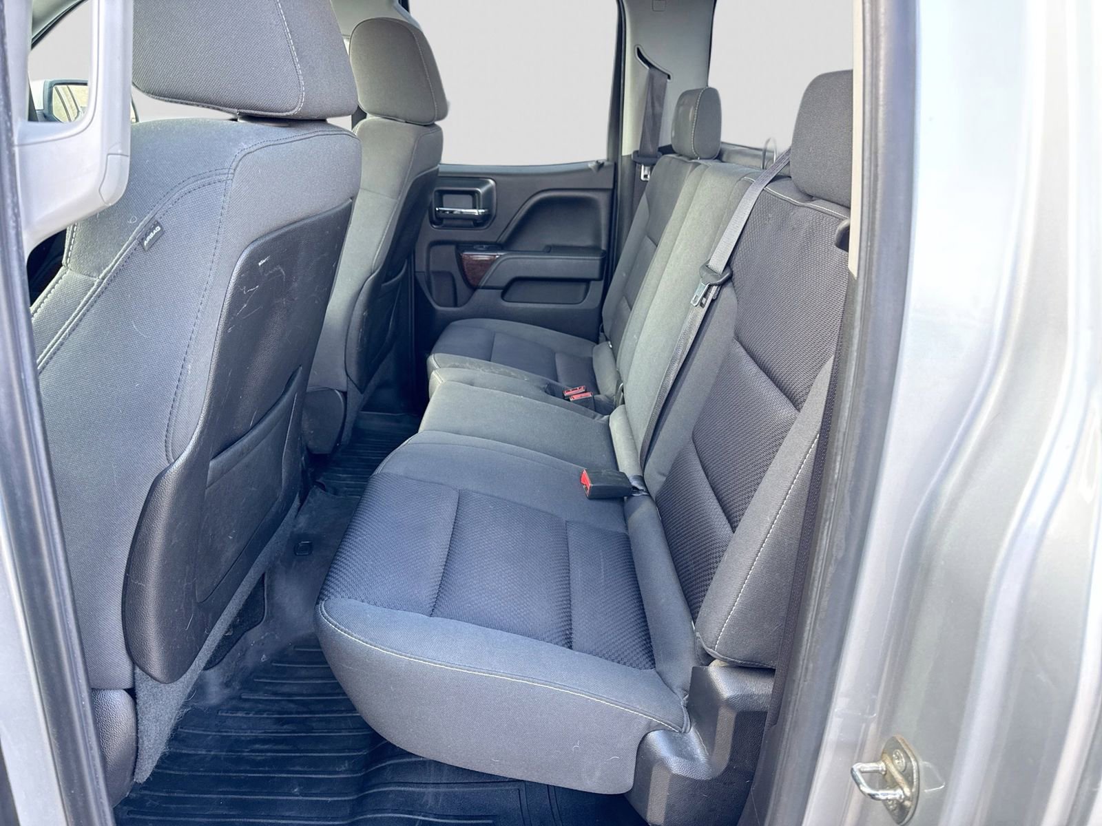 Used 2015 GMC Sierra 1500 SLE w/ SLE Value Package AWD/4WD image 5