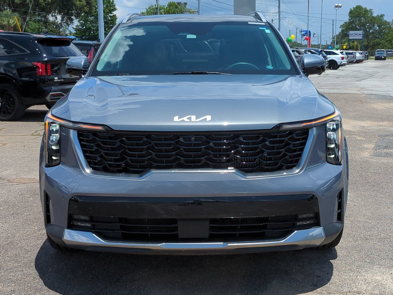 Certified 2025 Kia Sorento SX FWD image 9