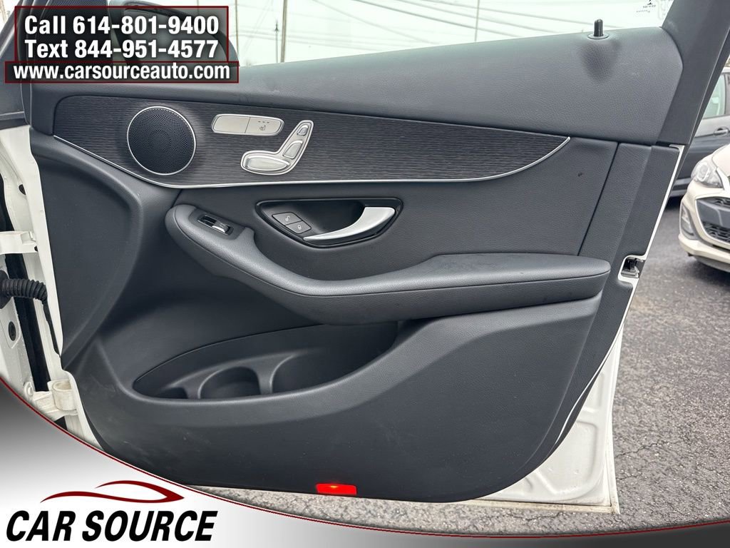 Used 2022 Mercedes-Benz GLC 300 4MATIC image 32