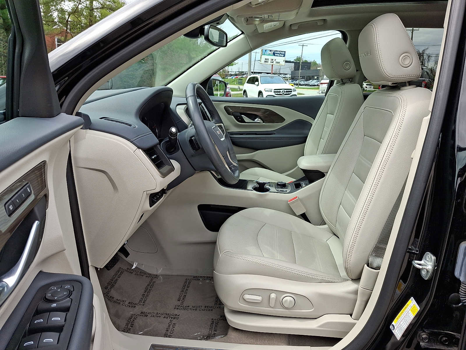 Used 2023 GMC Terrain Denali w/ Denali Premium Package image 17