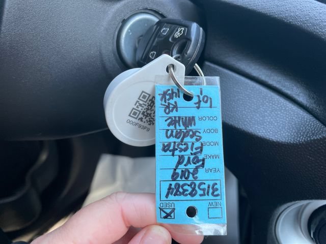 Used 2019 Ford Fiesta SE FWD image 32